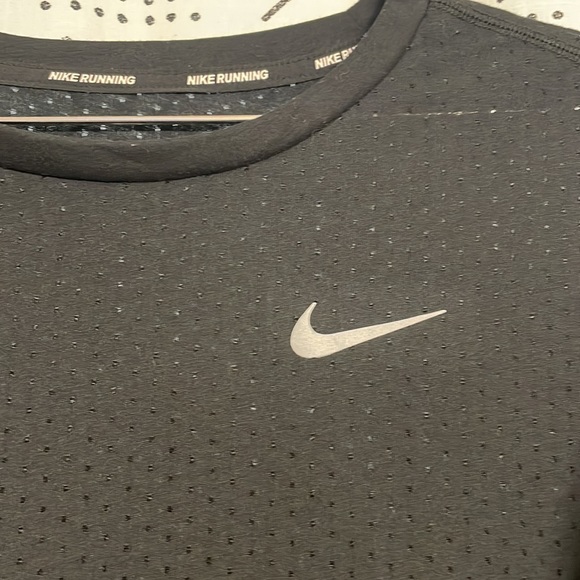 NIKE Running Dri Fit Tee - Picture 2 of 4